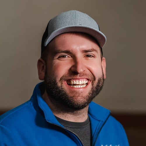 photo of Blake Thomas